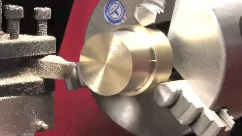 加工曲軸的整個(gè)過程由專業(yè)cnc車床和其他配件